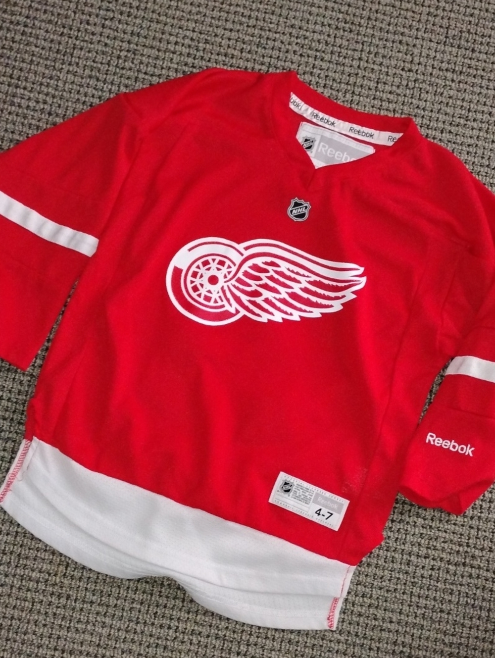 Reebok Kids Red Detroit Wings Hockey Jersey with White Trim